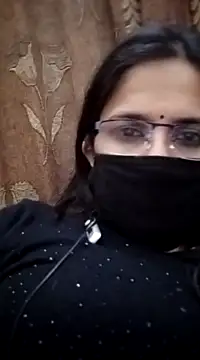 SunheriPari naked strip on webcam for live sex chat