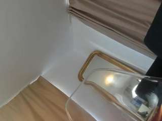 Emilyy-in-Pariss nude on webcam live hottest sex chat