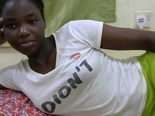 Lovey-lovennah nude on webcam live hottest sex chat