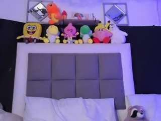Meli-shield nude on webcam live hottest sex chat