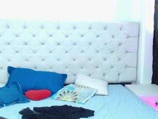 Naomii-Bankss nude on webcam live hottest sex chat