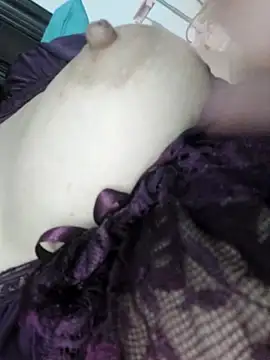 norA_Z naked strip on webcam for live sex chat