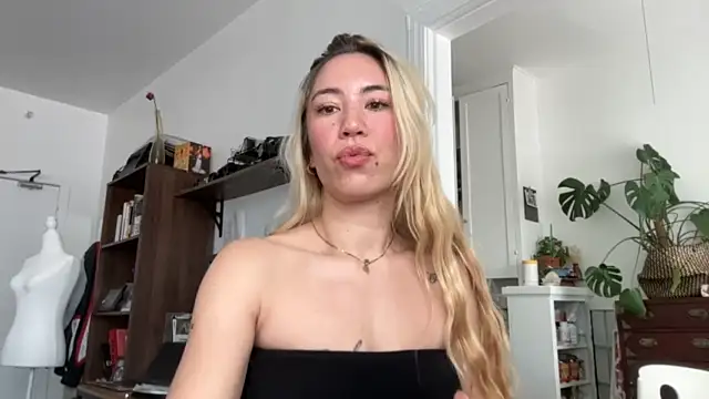 SandrineGingerX naked strip on webcam for live sex chat