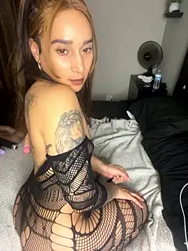 Shuggabutt naked strip on webcam for live sex chat