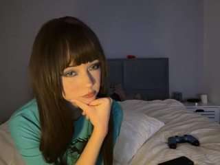 Silkvanilla nude on webcam live hottest sex chat