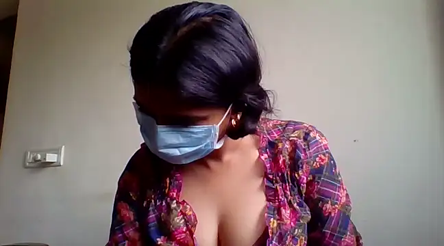 Silver_Shiner01 naked strip on webcam for live sex chat