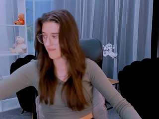 Arya-solo nude on webcam live hottest sex chat