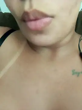 Malvada_Oficial naked strip on webcam for live sex chat