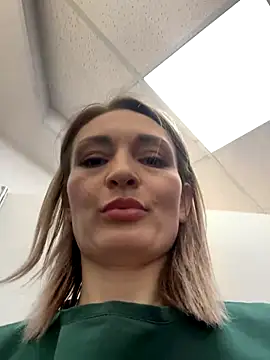 MargoLovett naked strip on webcam for live sex chat