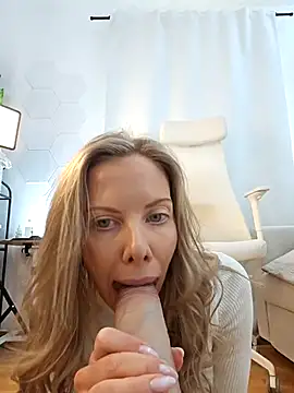 novaforyou1 naked strip on webcam for live sex chat