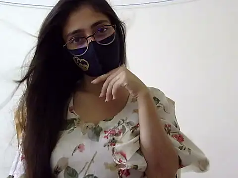 Rose-Shyy naked strip on webcam for live sex chat