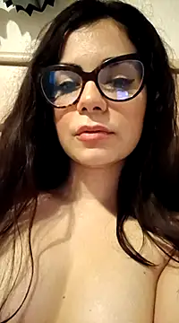 Saturnia_Yvonne naked strip on webcam for live sex chat