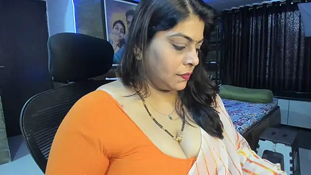 tarivishu23 naked strip on webcam for live sex chat