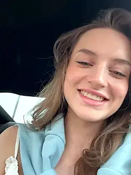 -AngelAri- naked strip on webcam for live sex chat