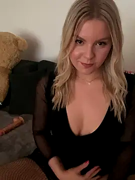 LaraBlond naked strip on webcam for live sex chat