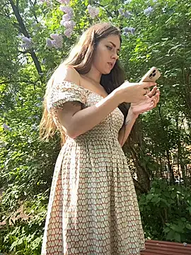 MariiD naked strip on webcam for live sex chat