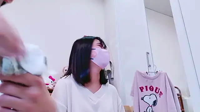POCARI_SWEAT naked strip on webcam for live sex chat