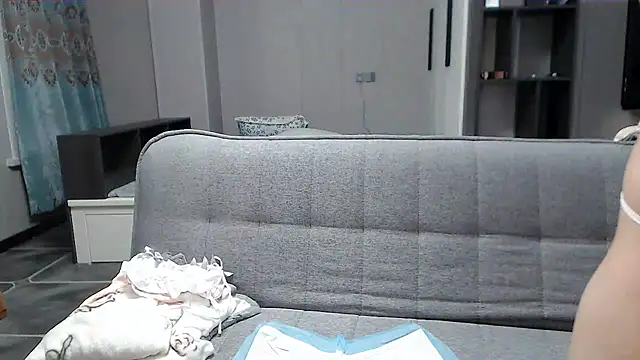 raisy_000 naked strip on webcam for live sex chat