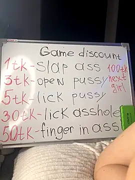 RollingGirls naked strip on webcam for live sex chat
