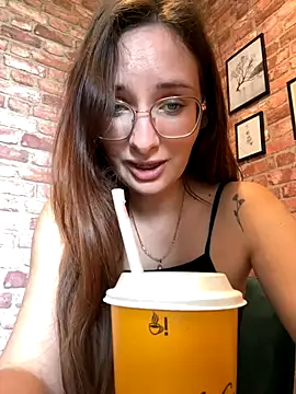 The_Snowwhitee naked strip on webcam for live sex chat
