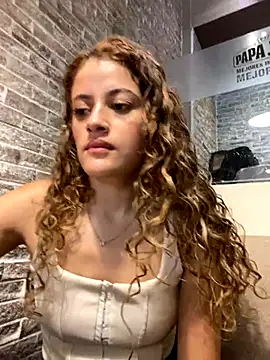 alana15 naked strip on webcam for live sex chat
