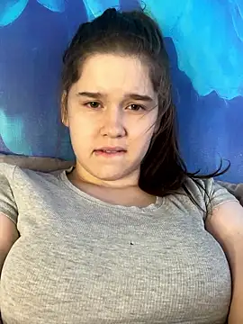 HornyGirlH naked strip on webcam for live sex chat