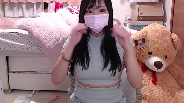 _chanMOMO_ Free Live Sex Cam from Stripchat