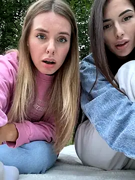 _Monic_ Free Live Sex Cam from Stripchat