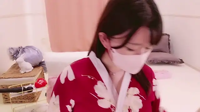 Pyon-chann Free Live Sex Cam from Stripchat