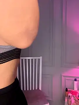 SiennaNoir Free Live Sex Cam from Stripchat