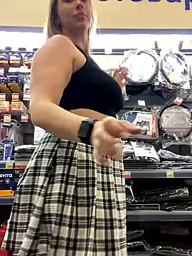 Sweet___Emily Free Live Sex Cam from Stripchat