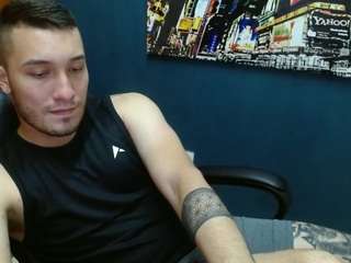 aironblade Nudes and Live Cam