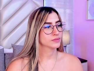 isabelagonzalez Nudes and Live Cam