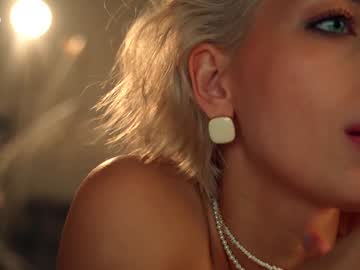 Jane Nudes and Live Cam