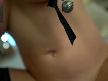 Julie Nudes and Live Cam
