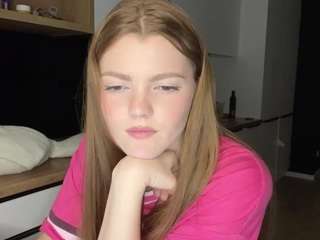 kristalwynn Nudes and Live Cam