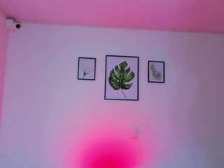 sara-vega Nudes and Live Cam