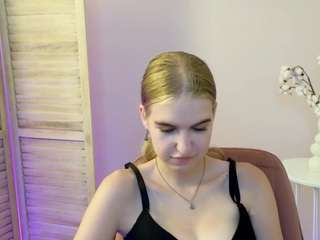 sherilll Nudes and Live Cam