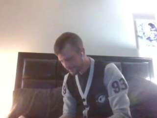 sk3llzy Nudes and Live Cam