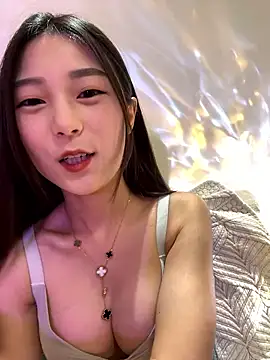 sweet-woman Nudes and Live Cam