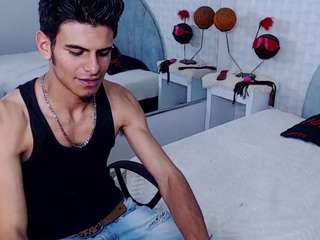 wagner-latinx Nudes and Live Cam