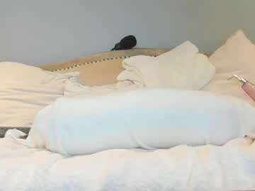 Allison Nudes and Live Cam