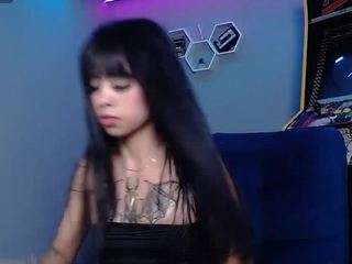 amy-jons Nudes and Live Cam