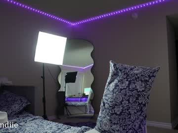 Chloe! Nudes and Live Cam