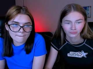 evelyn-li Nudes and Live Cam