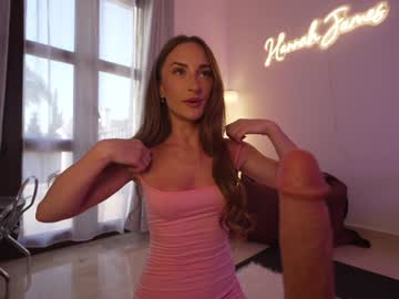 Hannah James Nudes and Live Cam