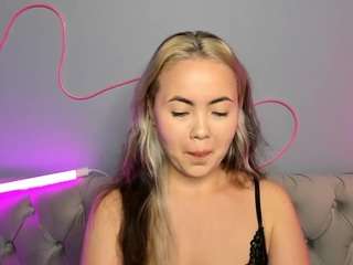 jasmine-jenner Nudes and Live Cam