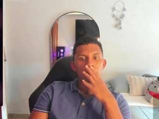 kevinsweet Nudes and Live Cam