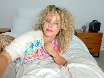 Lily Marie Nudes and Live Cam