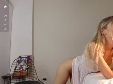 Mary Nudes and Live Cam